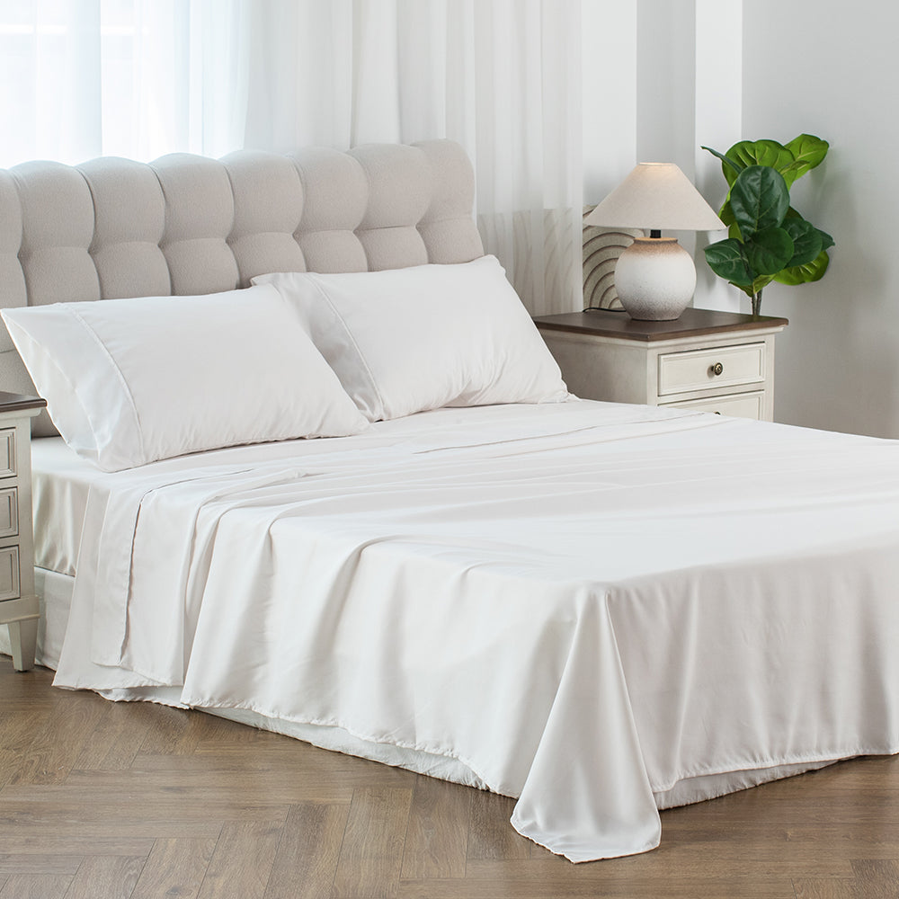 Soft Sheet Bedding Set in Deep Pocket, Hypoallergenic and Breathable, Room Decor, Graduation Gifts